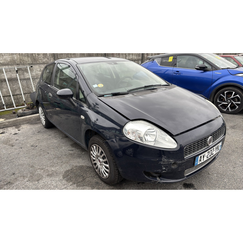 Feu arriere principal droit (feux) FIAT GRANDE PUNTO Photo n°5