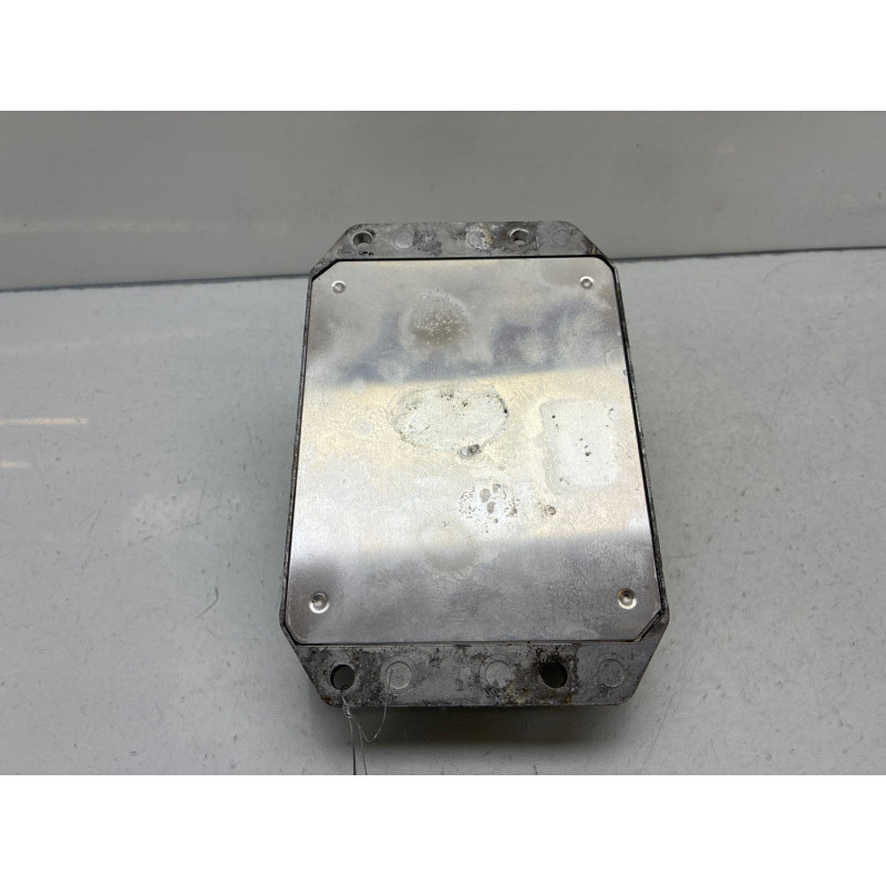 Calculateur moteur OPEL MERIVA A Photo n°1