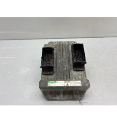 Calculateur moteur OPEL MERIVA A