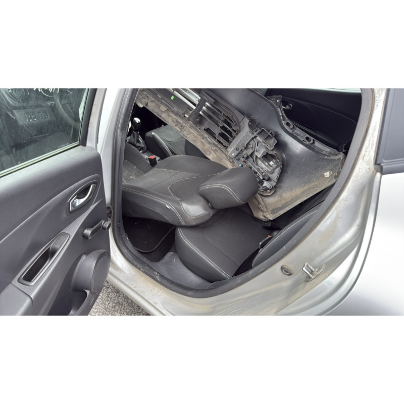 Antenne RENAULT CLIO 4 Photo n°16