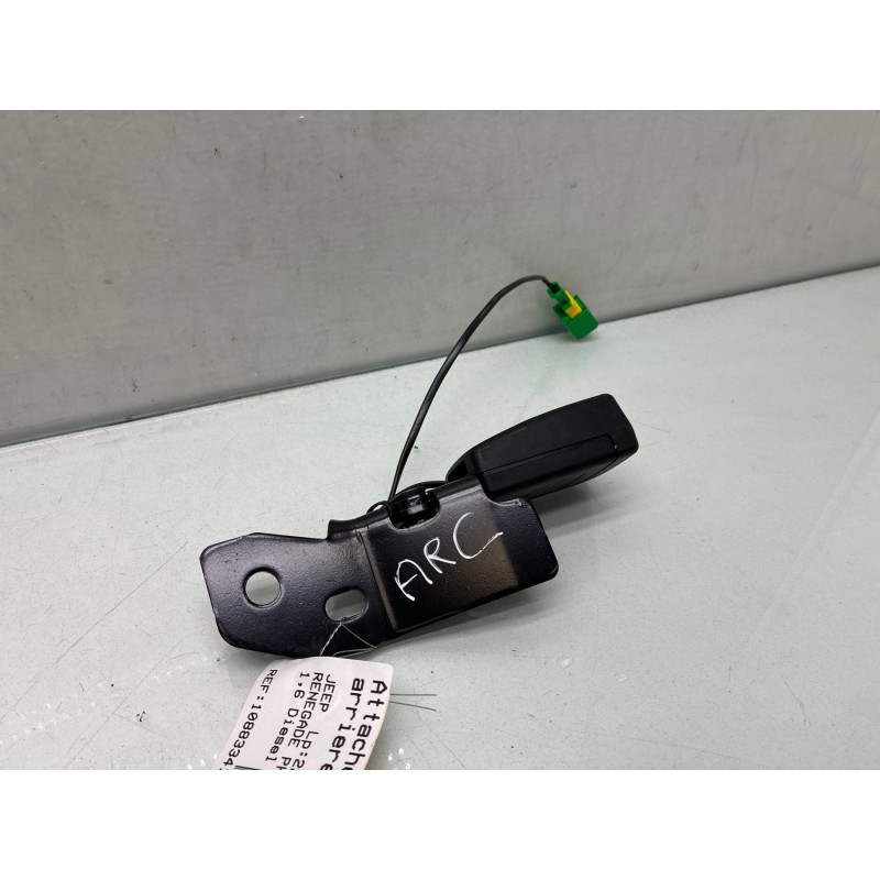 Attache ceinture arriere centrale JEEP RENEGADE Photo n°3