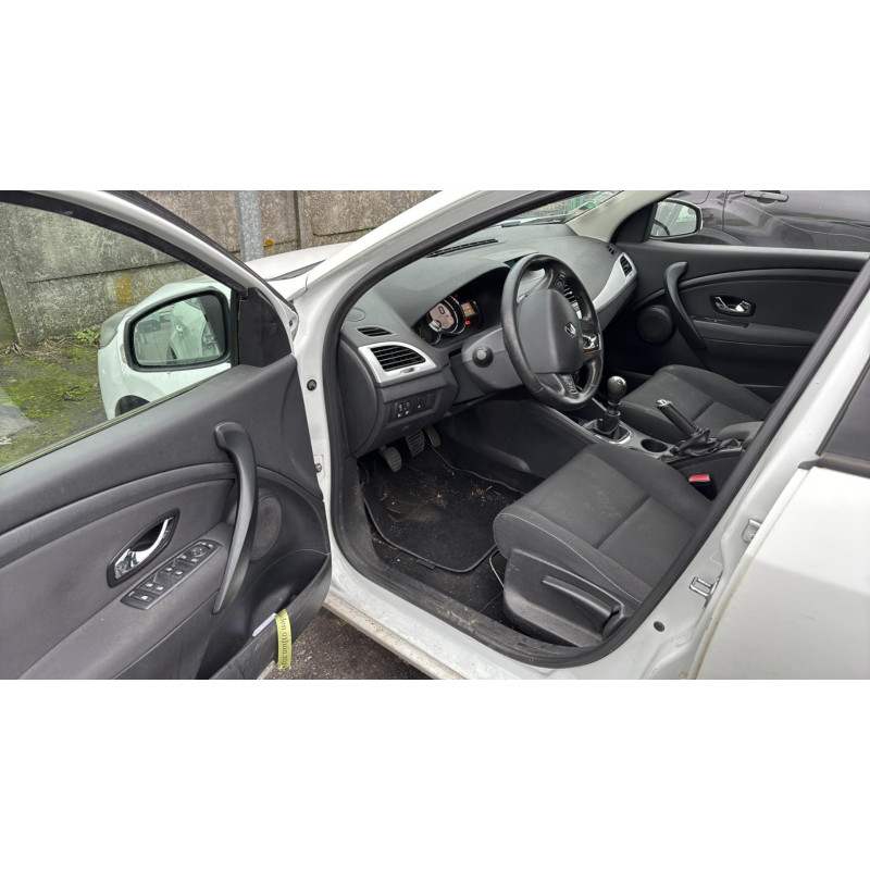 Antenne RENAULT MEGANE 3 Photo n°12