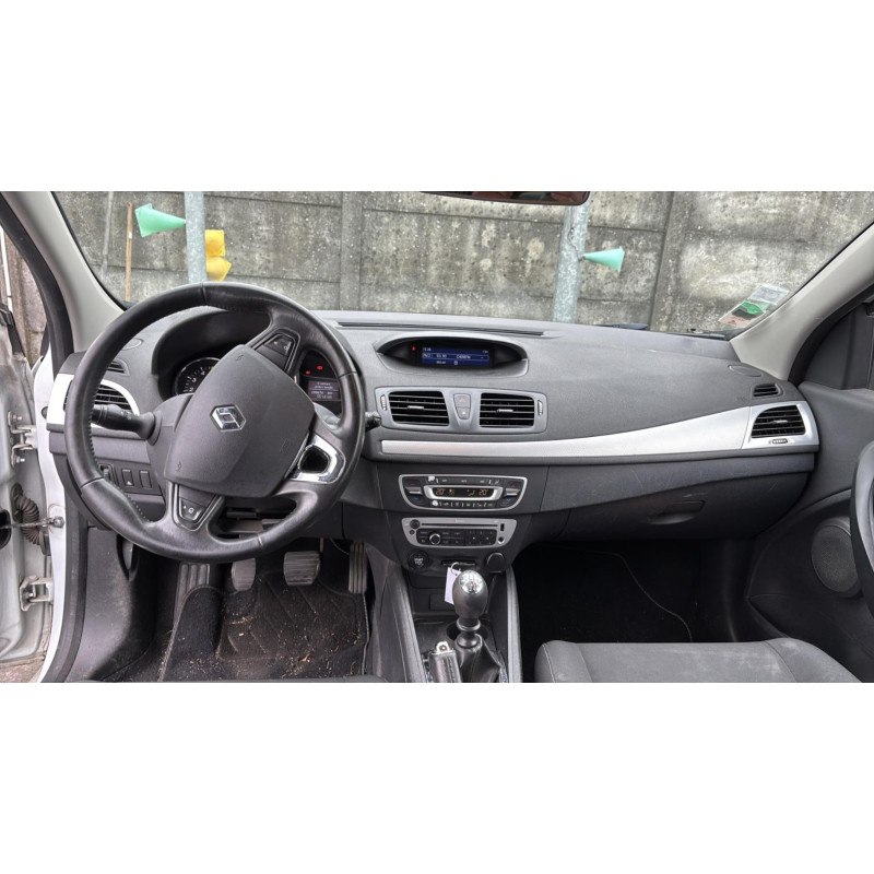 Antenne RENAULT MEGANE 3 Photo n°17