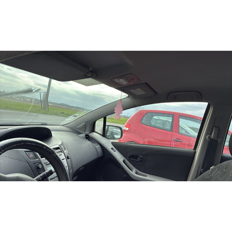 Retroviseur droit TOYOTA YARIS 2 Photo n°20