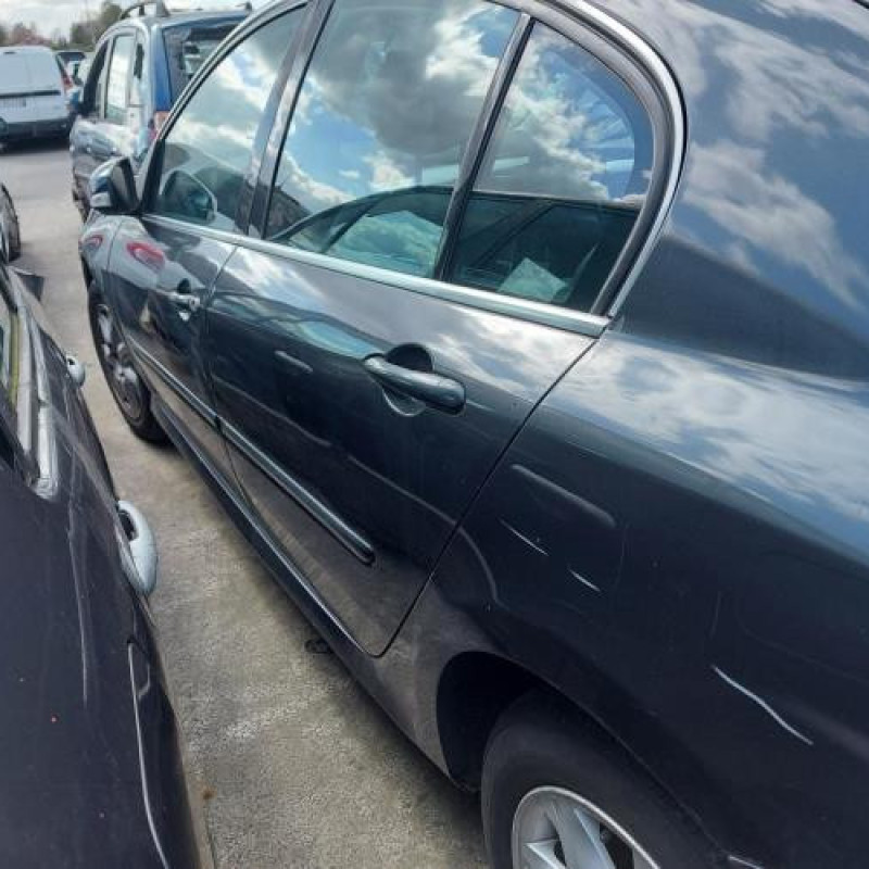 Feu arriere principal droit (feux) RENAULT LAGUNA 3 Photo n°10