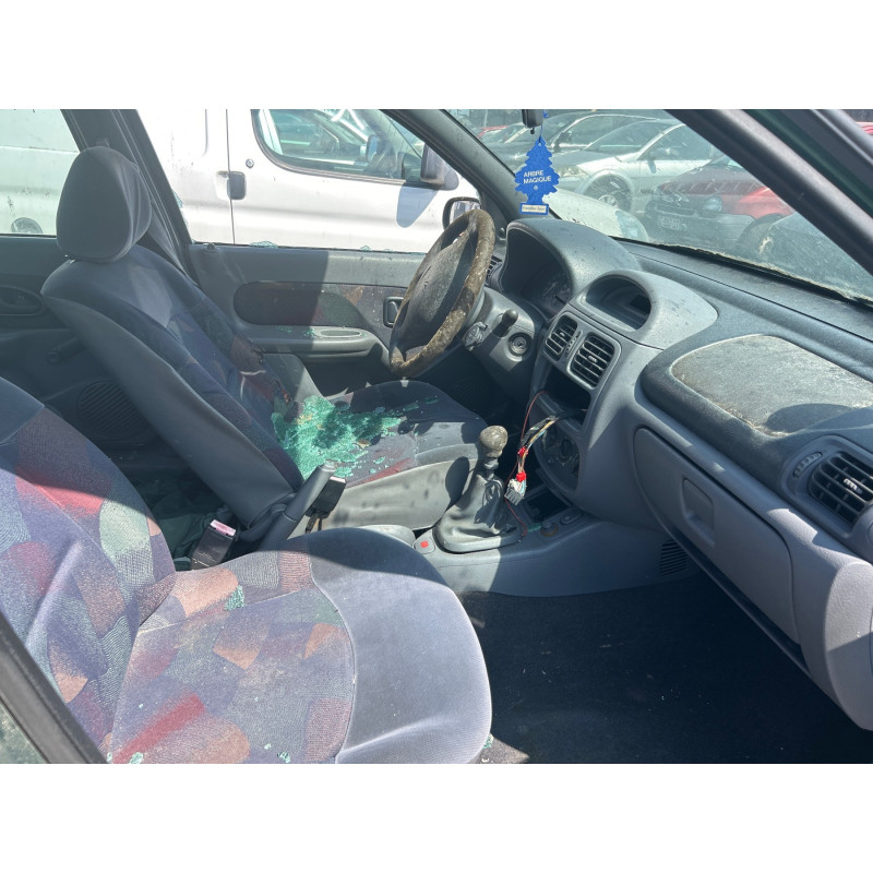 Bras essuie glace arriere RENAULT CLIO 2 Photo n°10