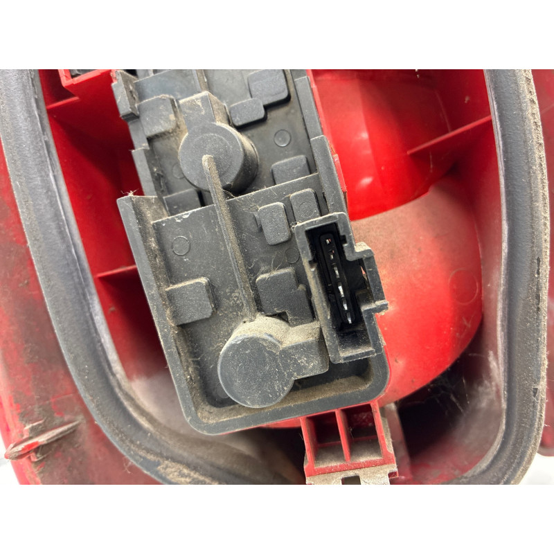 Feu arriere principal droit (feux) CITROEN XSARA PICASSO Photo n°3