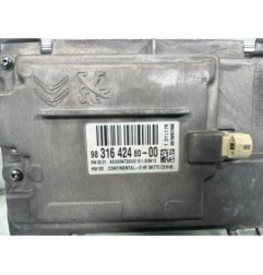 Ecran GPS PEUGEOT 208 1