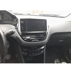 Ecran GPS PEUGEOT 208 1