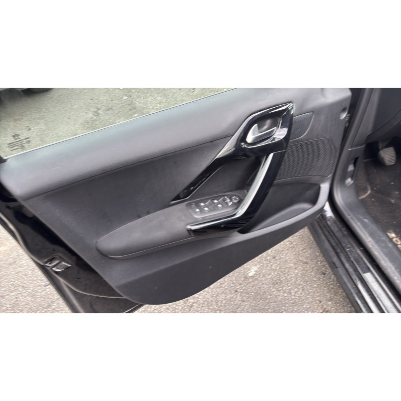 Ecran GPS PEUGEOT 208 1 Photo n°19