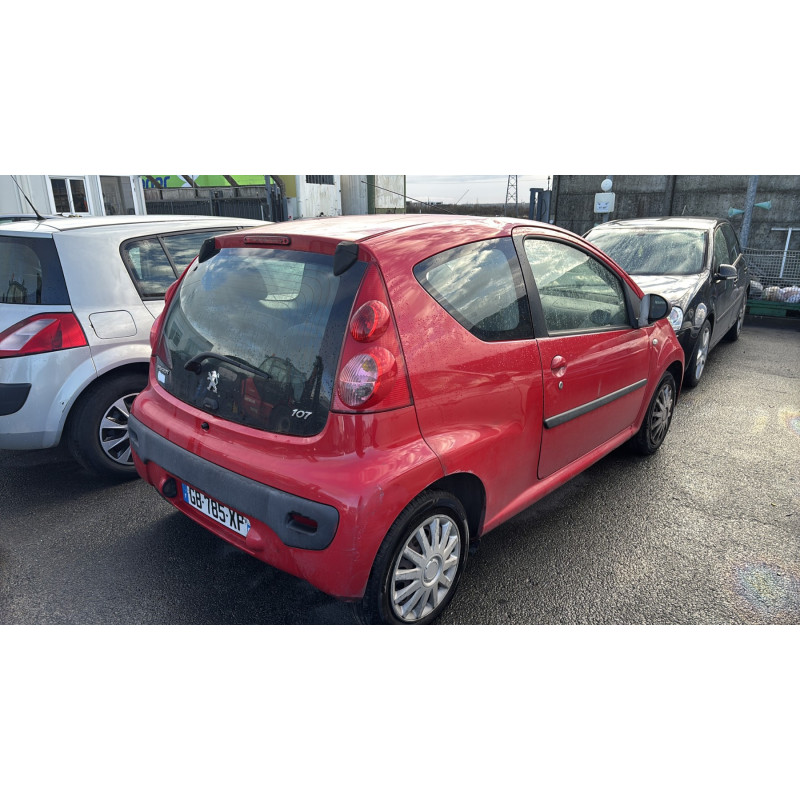 Bouton de coffre PEUGEOT 107 Photo n°18