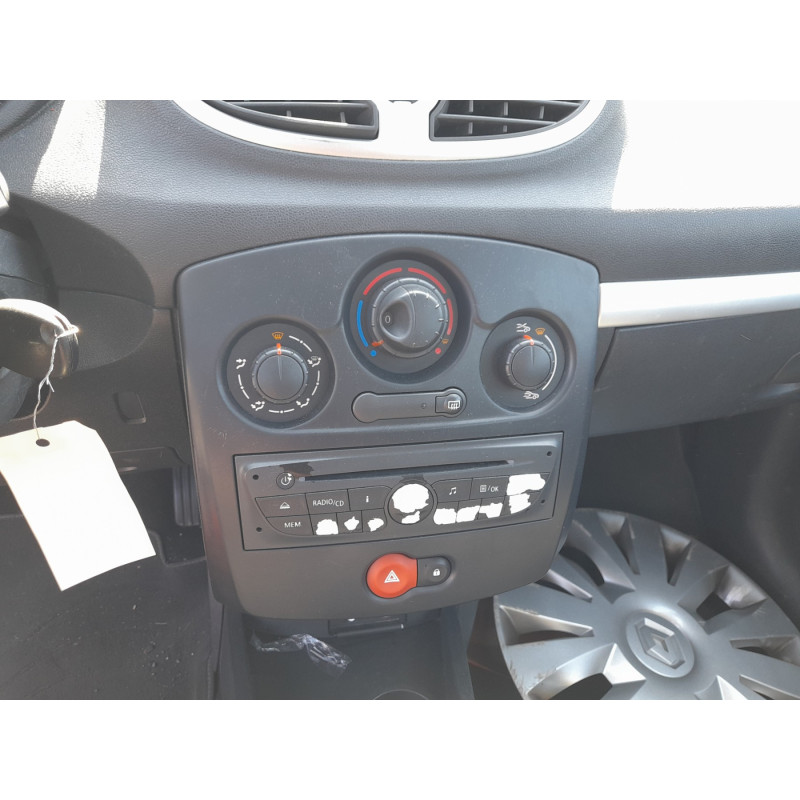 Porte arriere droit RENAULT CLIO 3 Photo n°11