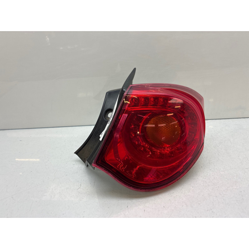 Feu arriere principal droit (feux) ALFA ROMEO GIULIETTA 2 Photo n°4