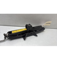 Cric MERCEDES CLASSE A 176