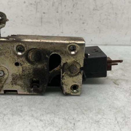 Serrure avant droit CITROEN SAXO