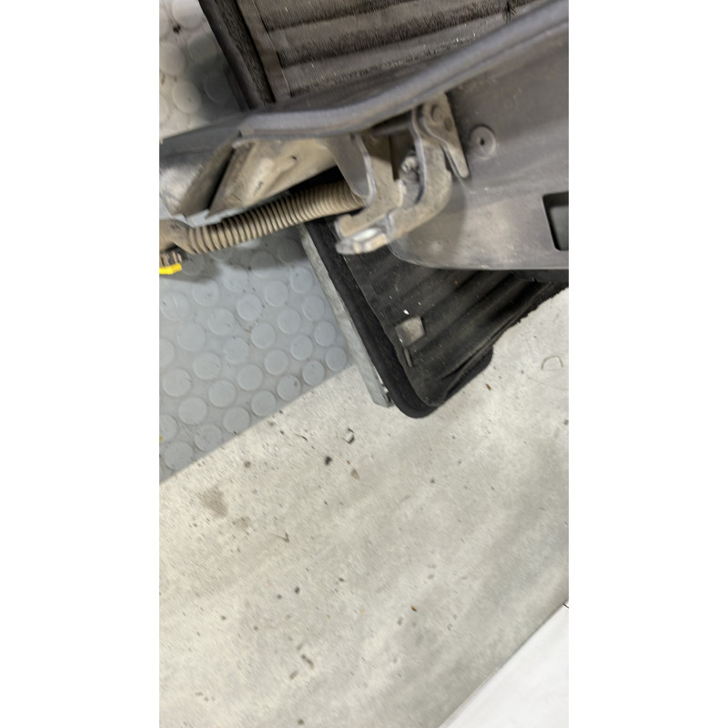 Porte arriere droit RENAULT CLIO 4 Photo n°3