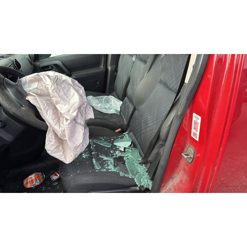 Porte laterale droit PEUGEOT PARTNER 2 Photo n°18