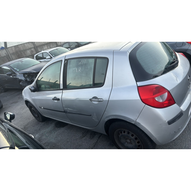 Porte arriere droit RENAULT CLIO 3 Photo n°11