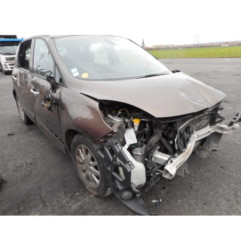 Vitre avant gauche RENAULT SCENIC 3