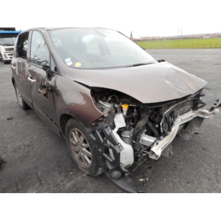 Vitre avant gauche RENAULT SCENIC 3