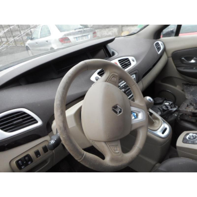 Vitre avant gauche RENAULT SCENIC 3 Photo n°5