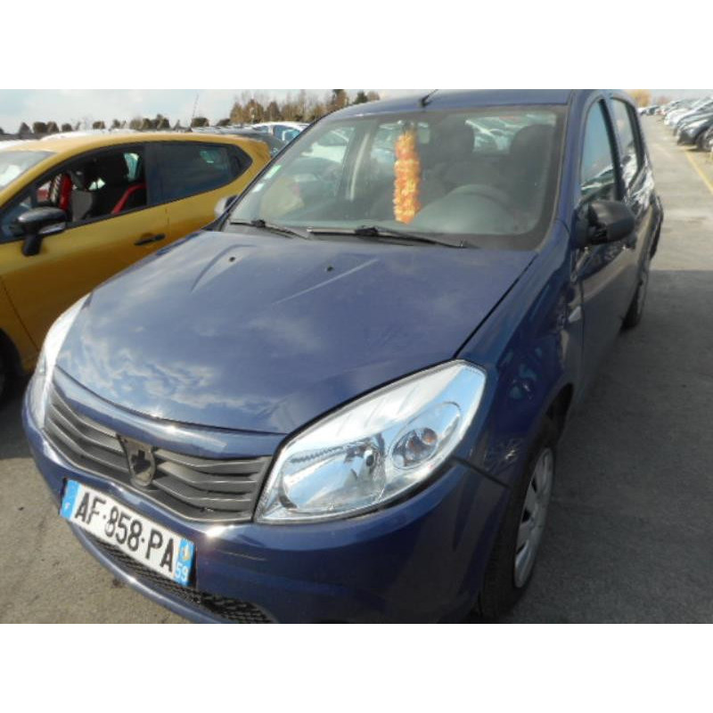Charniere de porte arriere droit DACIA SANDERO 1 Photo n°1