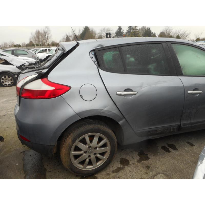 Vitre arriere droit RENAULT MEGANE 3 Photo n°3