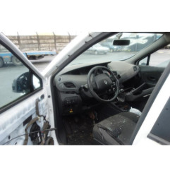 Vitre arriere droit RENAULT SCENIC 3