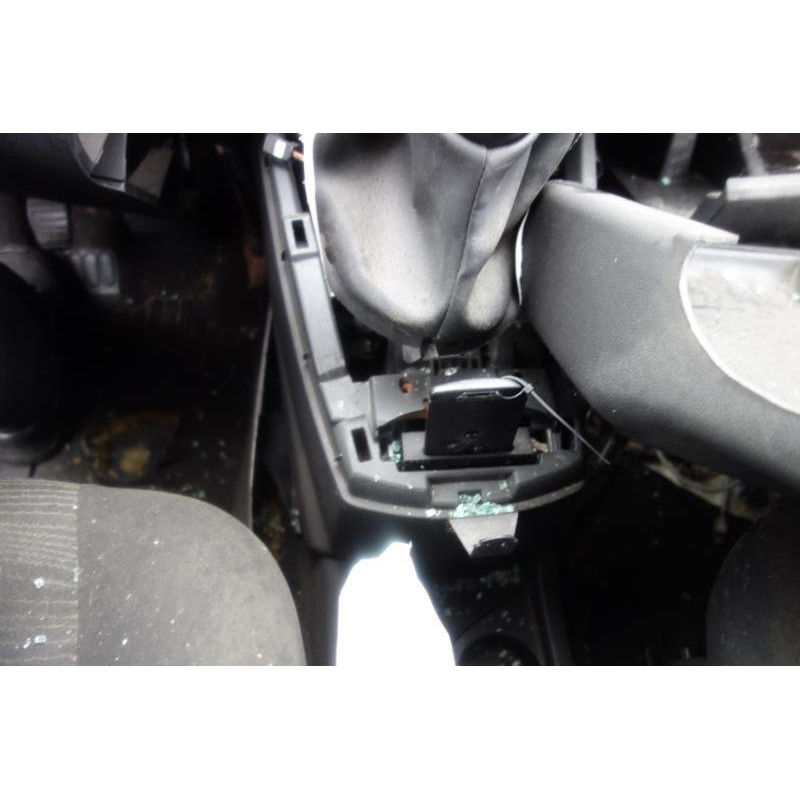 Vitre arriere droit RENAULT SCENIC 3 Photo n°4