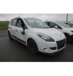 Vitre arriere droit RENAULT SCENIC 3