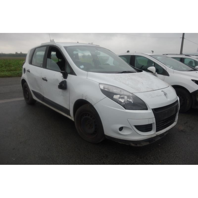 Vitre arriere droit RENAULT SCENIC 3 Photo n°5