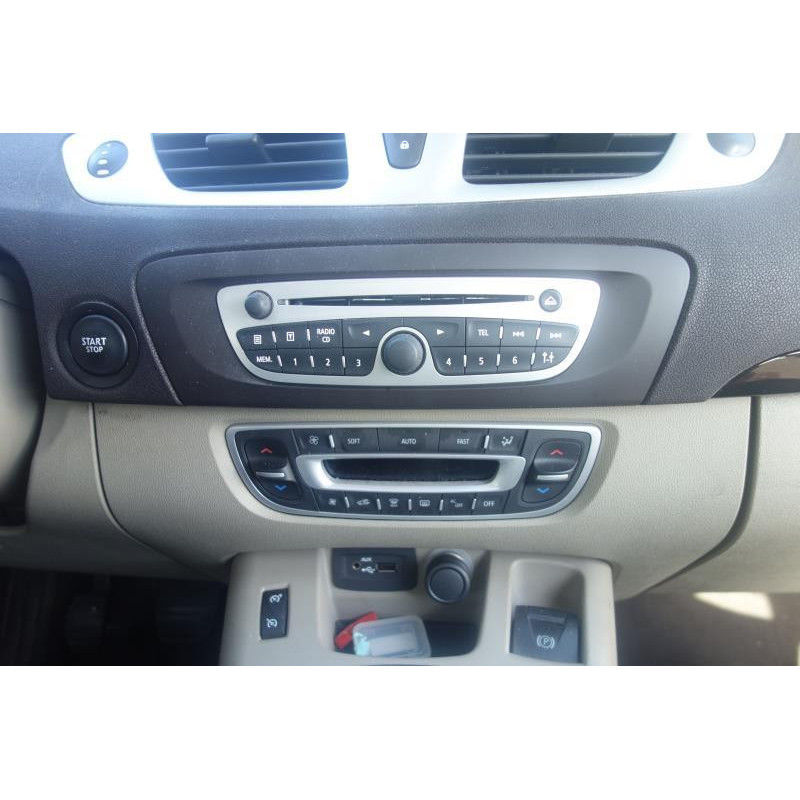 Custode avant gauche (porte) RENAULT GRAND SCENIC 3 Photo n°6