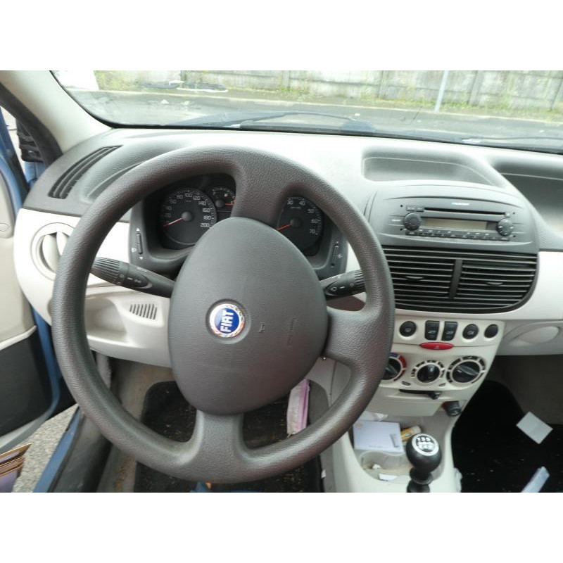 Moteur FIAT PUNTO 2 Photo n°6