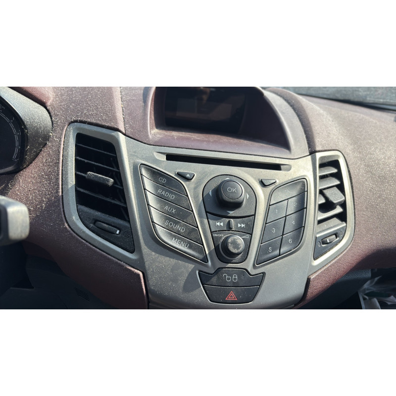 Custode avant droit FORD FIESTA 6 Photo n°20