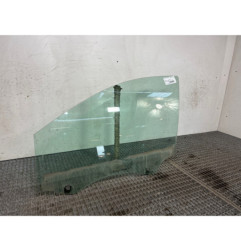 Vitre avant gauche RENAULT CLIO 3