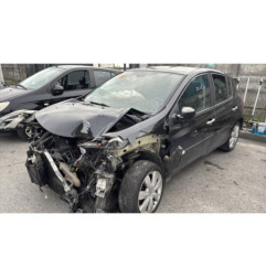 Vitre avant gauche RENAULT CLIO 3