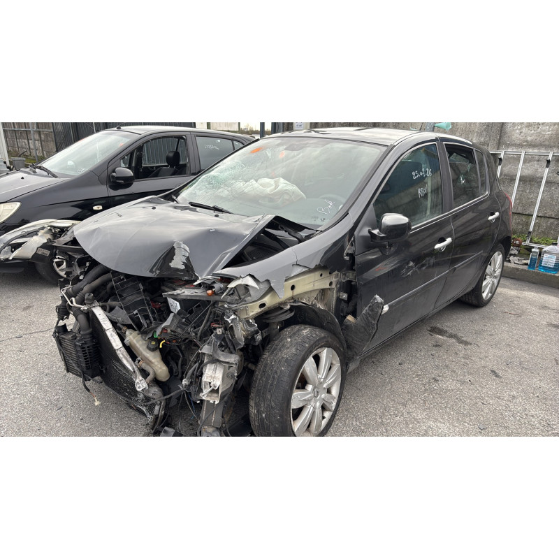 Vitre avant gauche RENAULT CLIO 3 Photo n°4