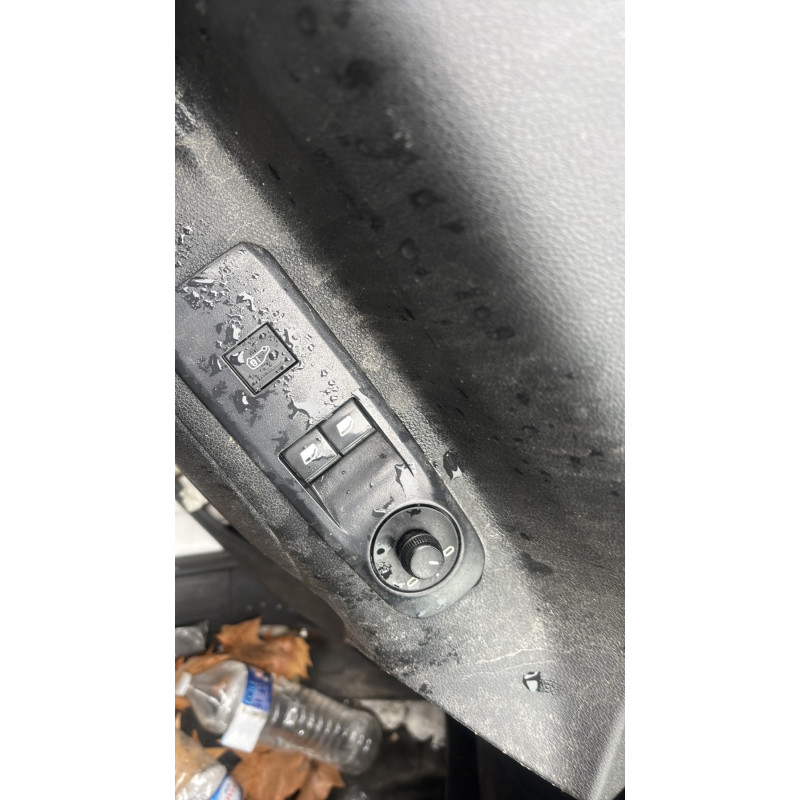 Leve vitre electrique avant droit PEUGEOT PARTNER 3 Photo n°17