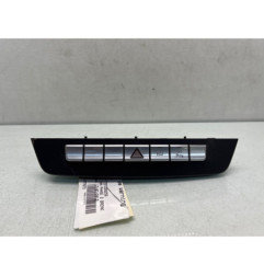 Bouton de warning MERCEDES CLASSE C 204