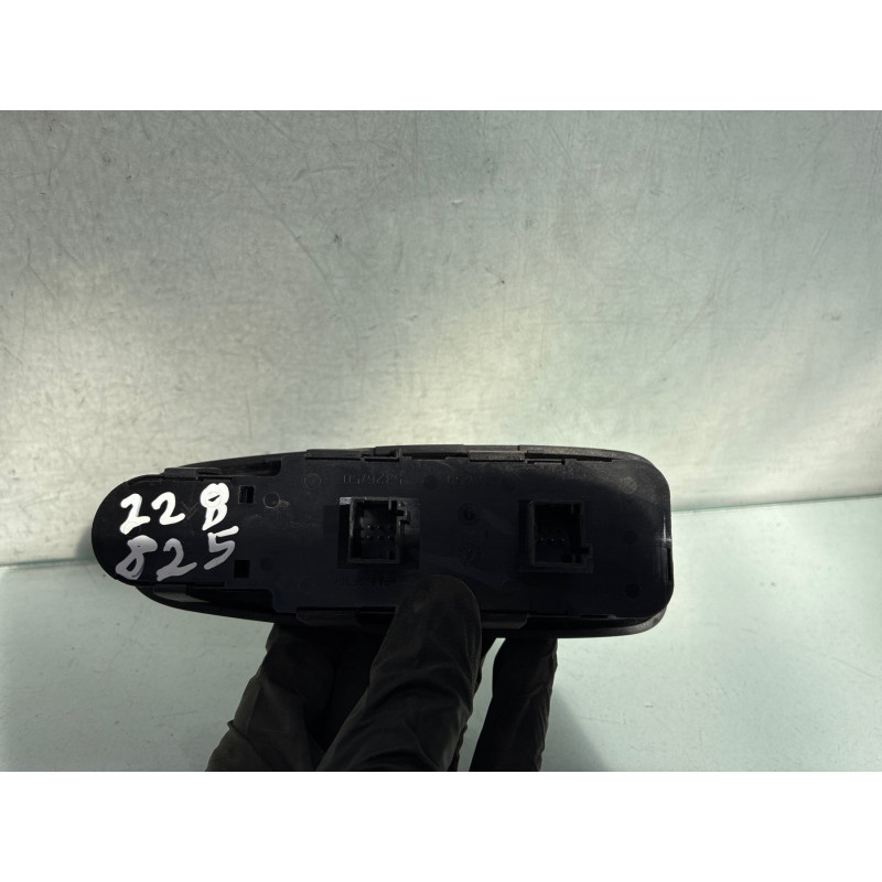 Interrupteur de leve vitre avant gauche CITROEN C4 GRAND PICASSO 1 Photo n°3