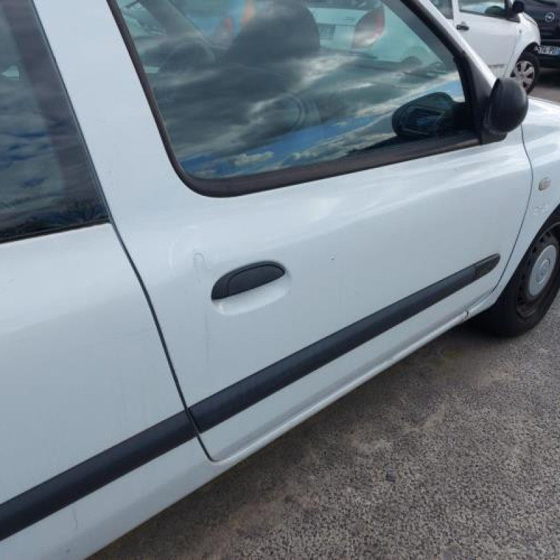 Debitmetre RENAULT CLIO 2 Photo n°13