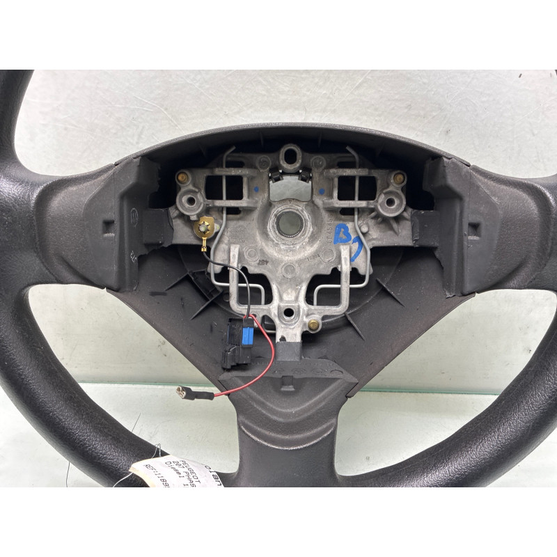 Volant PEUGEOT 207 Photo n°4