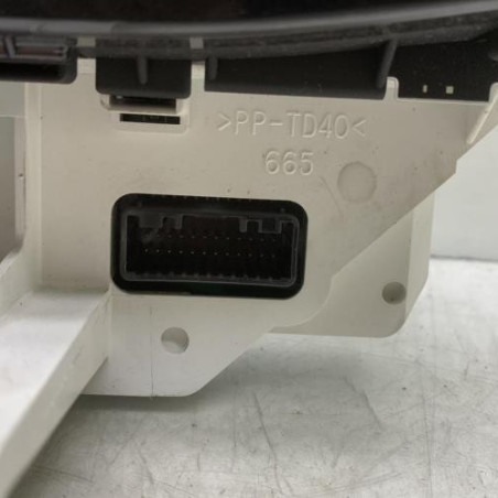 Compteur TOYOTA YARIS 2