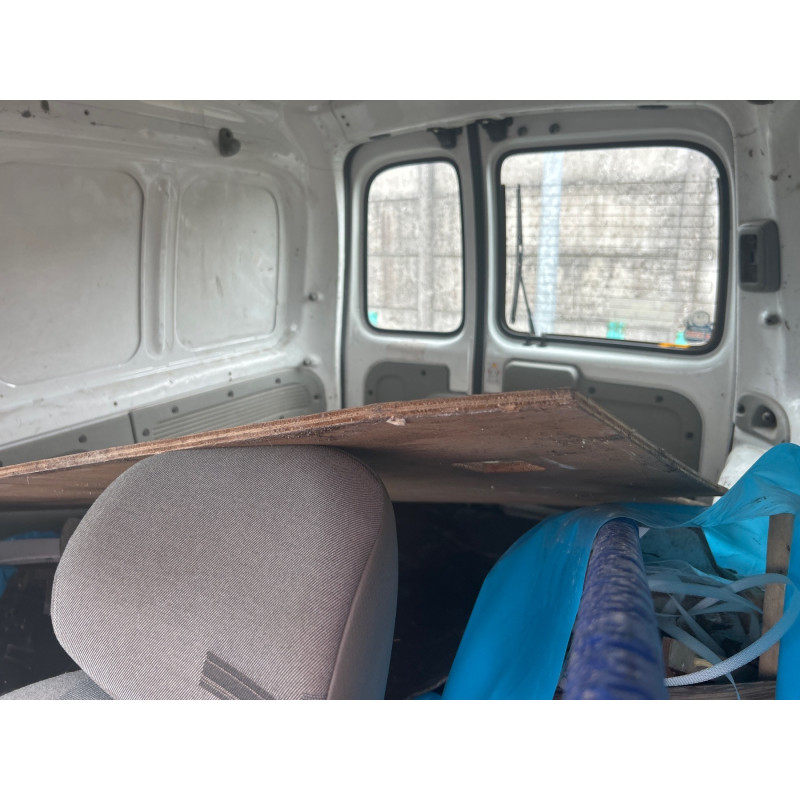 Vitre avant gauche RENAULT KANGOO 1 Photo n°8