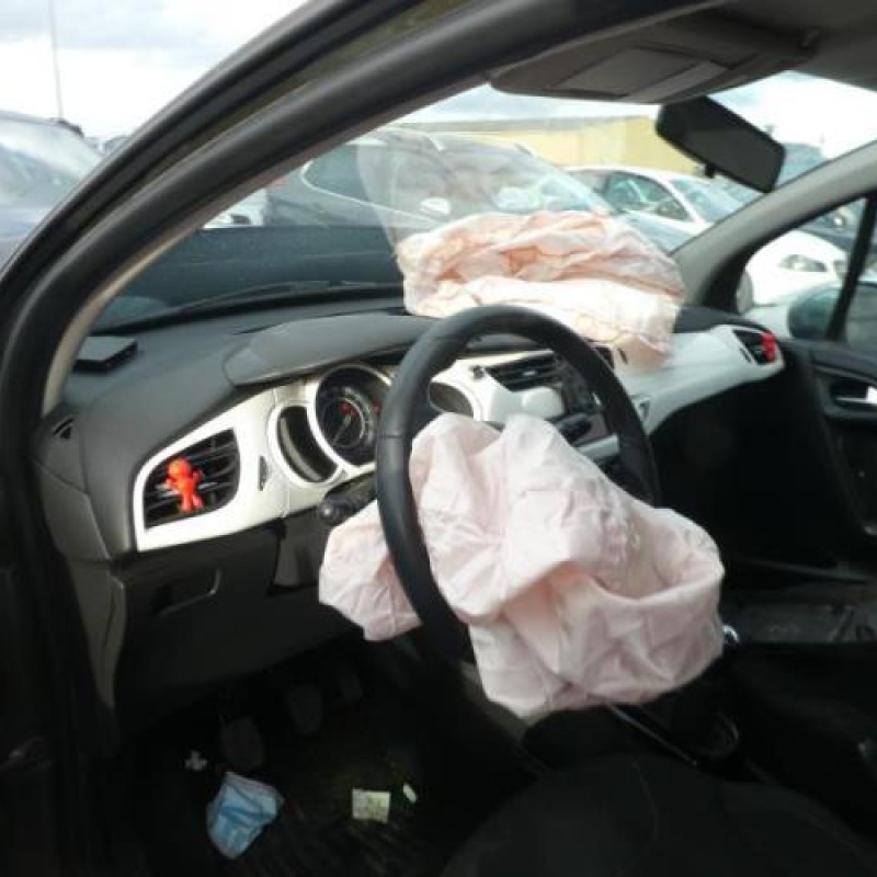 Serrure avant droit CITROEN C3 2 Photo n°17
