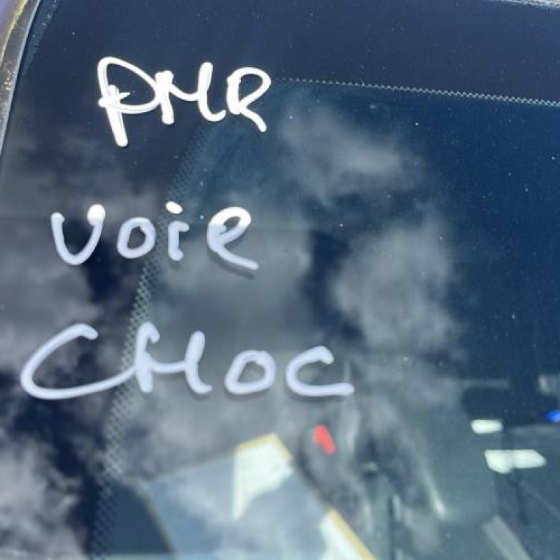 Bloc ABS (freins anti-blocage) PEUGEOT 208 1 Photo n°15