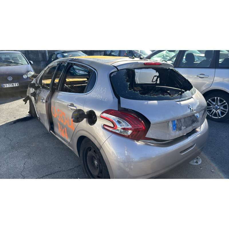 Pare boue arriere gauche PEUGEOT 208 1 Photo n°8