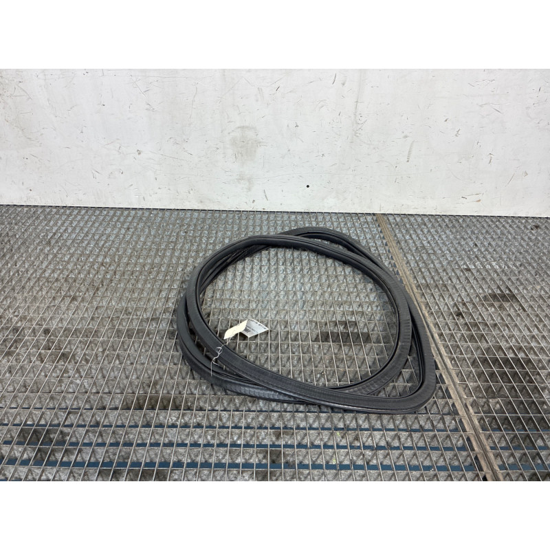 Joint de porte arriere droite JEEP RENEGADE Photo n°1