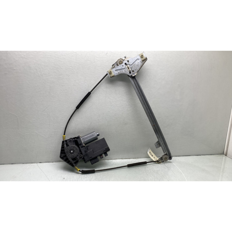 Leve vitre electrique avant gauche PEUGEOT 307 Photo n°4