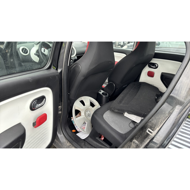 Vitre avant gauche RENAULT TWINGO 3 Photo n°14